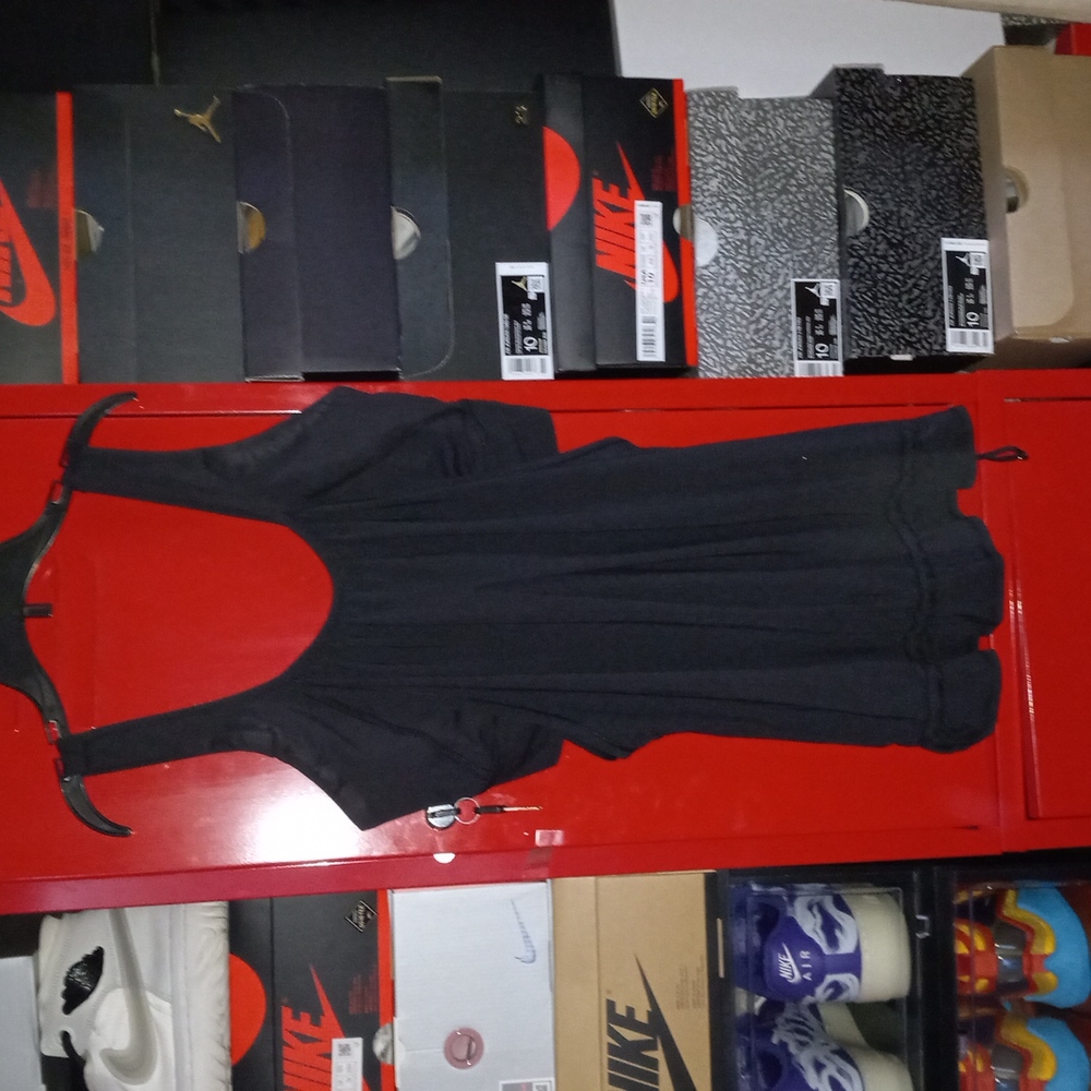 LULULEMON  black drawstring tank top with attached sports bra size 6